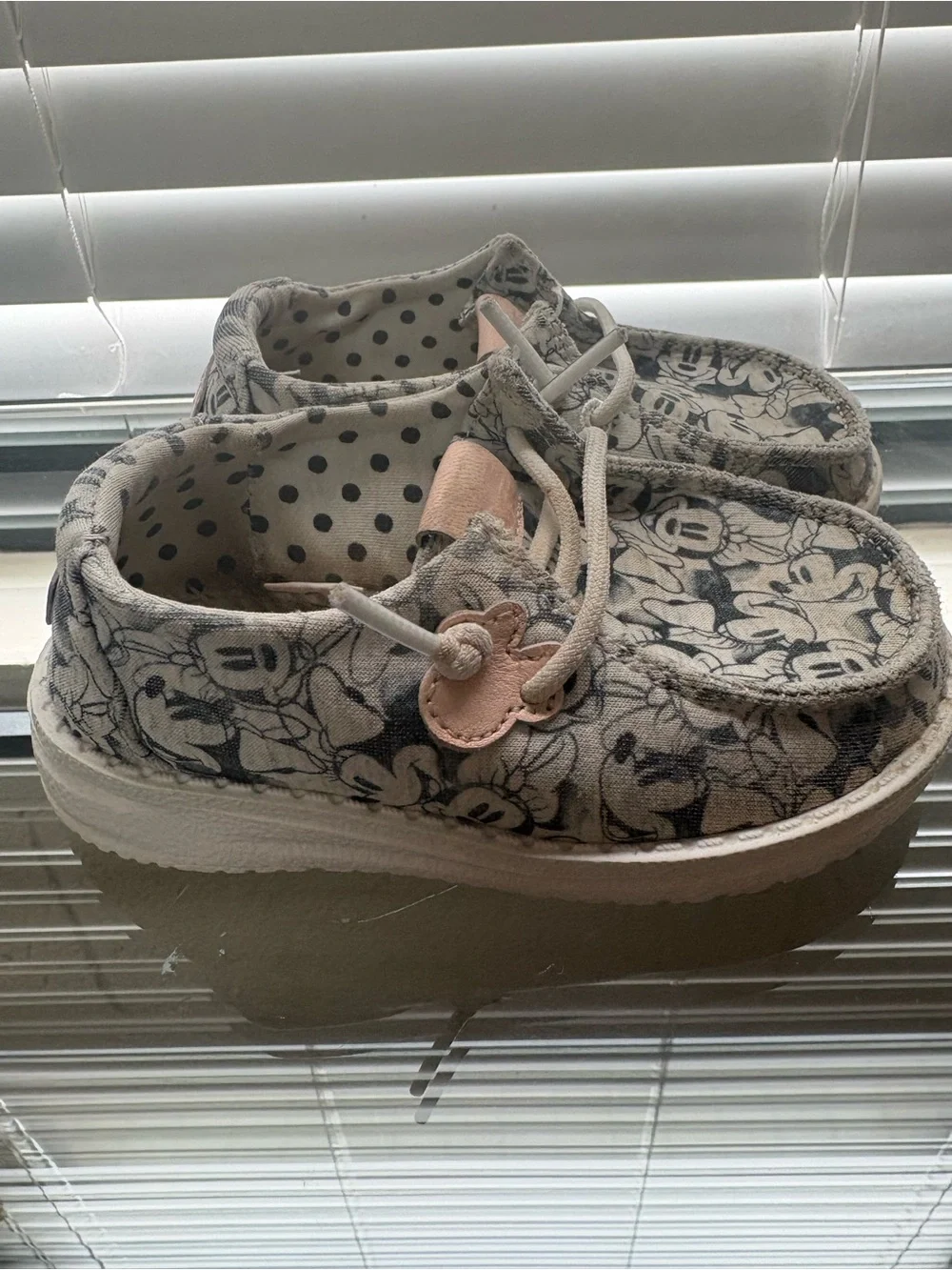 Hey Dude Kids Minnie Mouse Canvas Shoes - Cream/Black